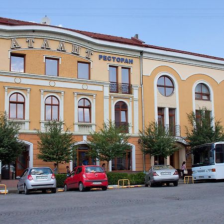 Atlant Hotel Uzhhorod Εξωτερικό φωτογραφία