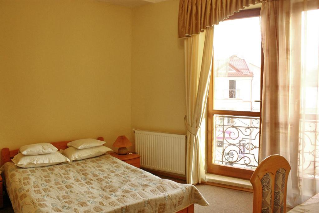 Atlant Hotel Uzhhorod Δωμάτιο φωτογραφία