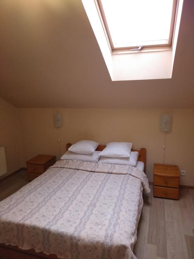 Atlant Hotel Uzhhorod Εξωτερικό φωτογραφία