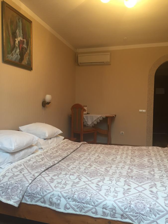 Atlant Hotel Uzhhorod Εξωτερικό φωτογραφία