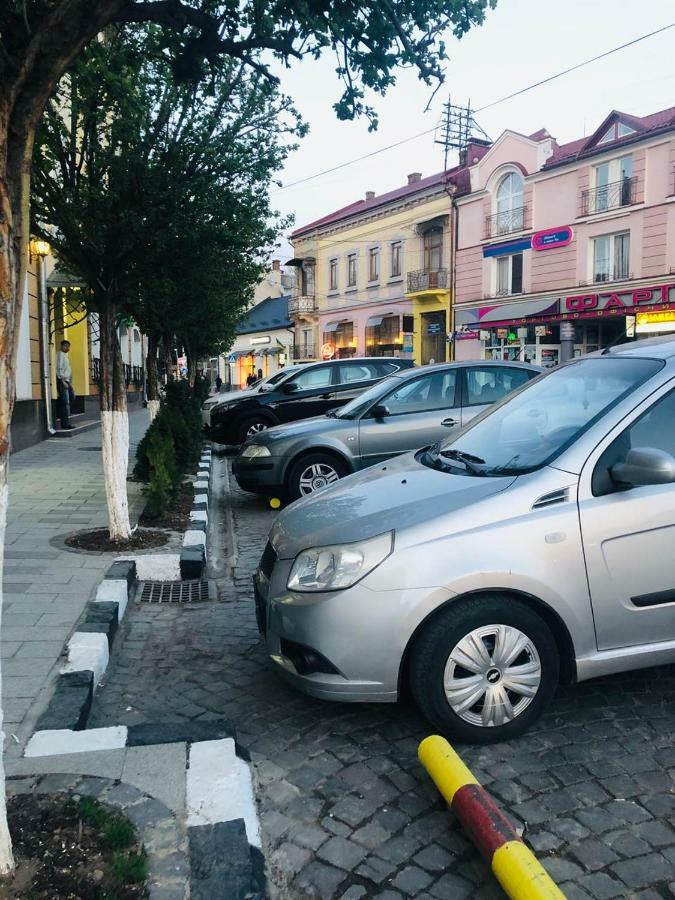 Atlant Hotel Uzhhorod Εξωτερικό φωτογραφία