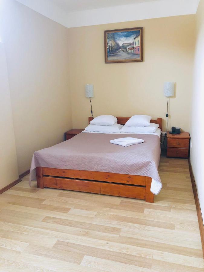 Atlant Hotel Uzhhorod Εξωτερικό φωτογραφία