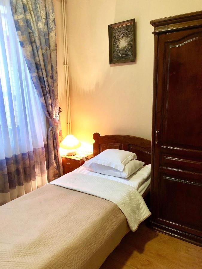 Atlant Hotel Uzhhorod Εξωτερικό φωτογραφία